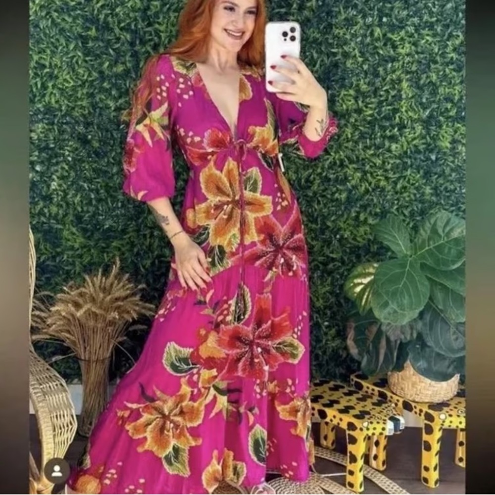 Elegant Floral Maxi Dress in Pink